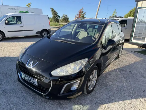 Peugeot 308 SW 2012 - 6250 EUR, 249814 km - AUTO.MOTO.pt - 249814km - foto 3 de 18