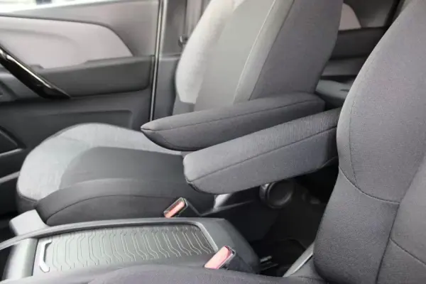 Citroën C4 Spacetourer 2019 - 15400 EUR, 143600 km - AUTO.MOTO.pt - 143600km - foto 6 de 30