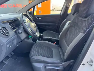 Renault Captur 2019 - 17250 EUR, 82289 km - AUTO.MOTO.pt - 82289km - foto 5 de 27