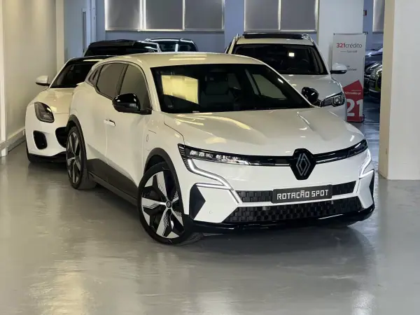 Renault Mégane E-Tech 2022 - 27990 EUR, 50000 km - AUTO.MOTO.pt - 50000km - foto 2 de 54