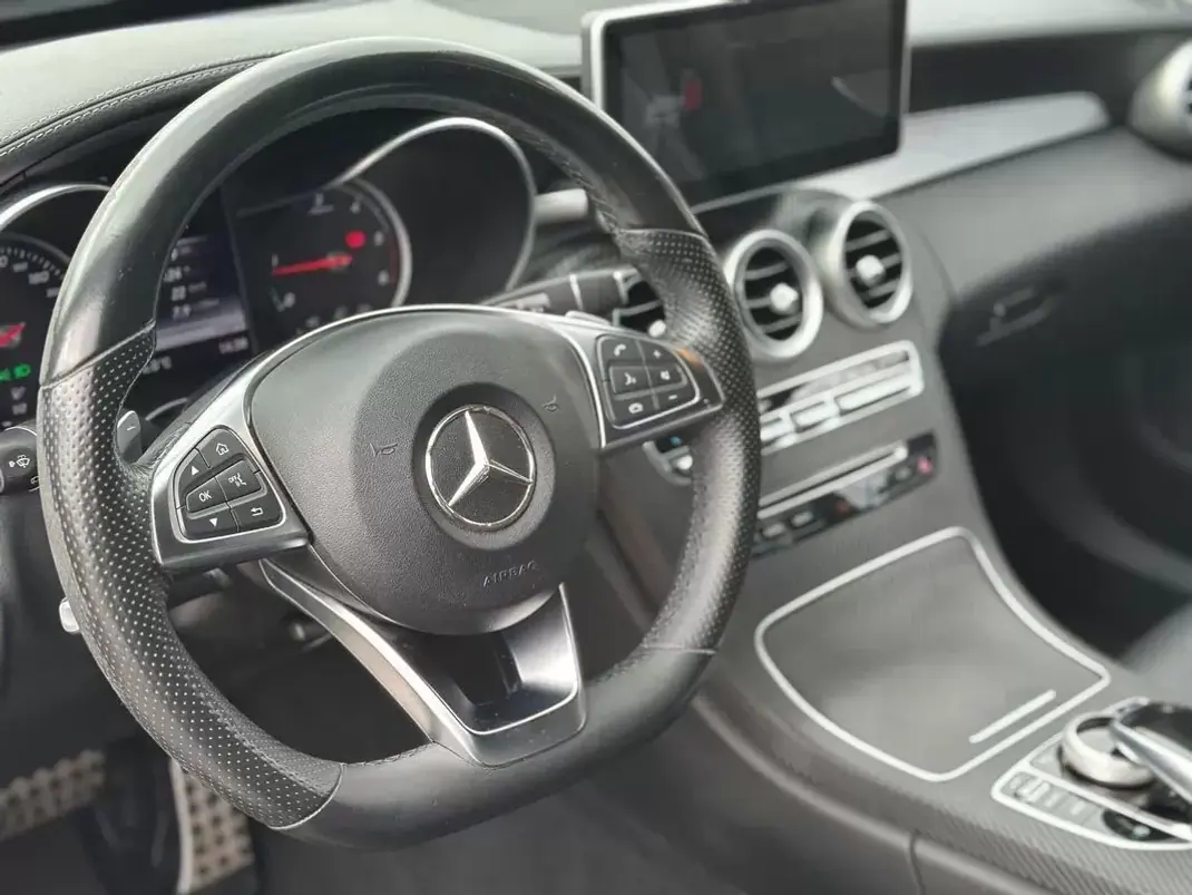 Mercedes-Benz C 250 2015 - 24450 EUR, 115000 km - AUTO.MOTO.pt - 115000km - foto 34 de 51