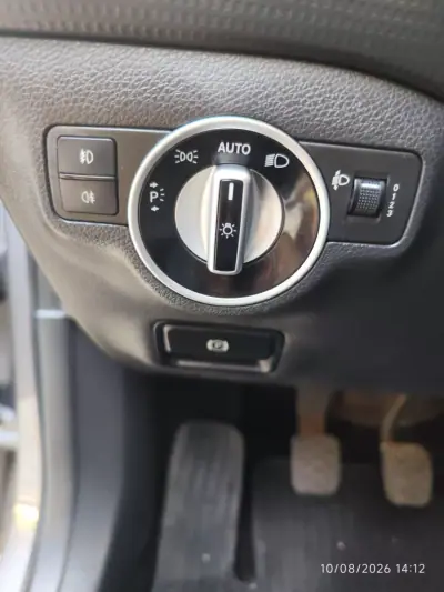 Mercedes-Benz A 180 2013 - 11780 EUR, 215000 km - AUTO.MOTO.pt - 215000km - foto 25 de 39
