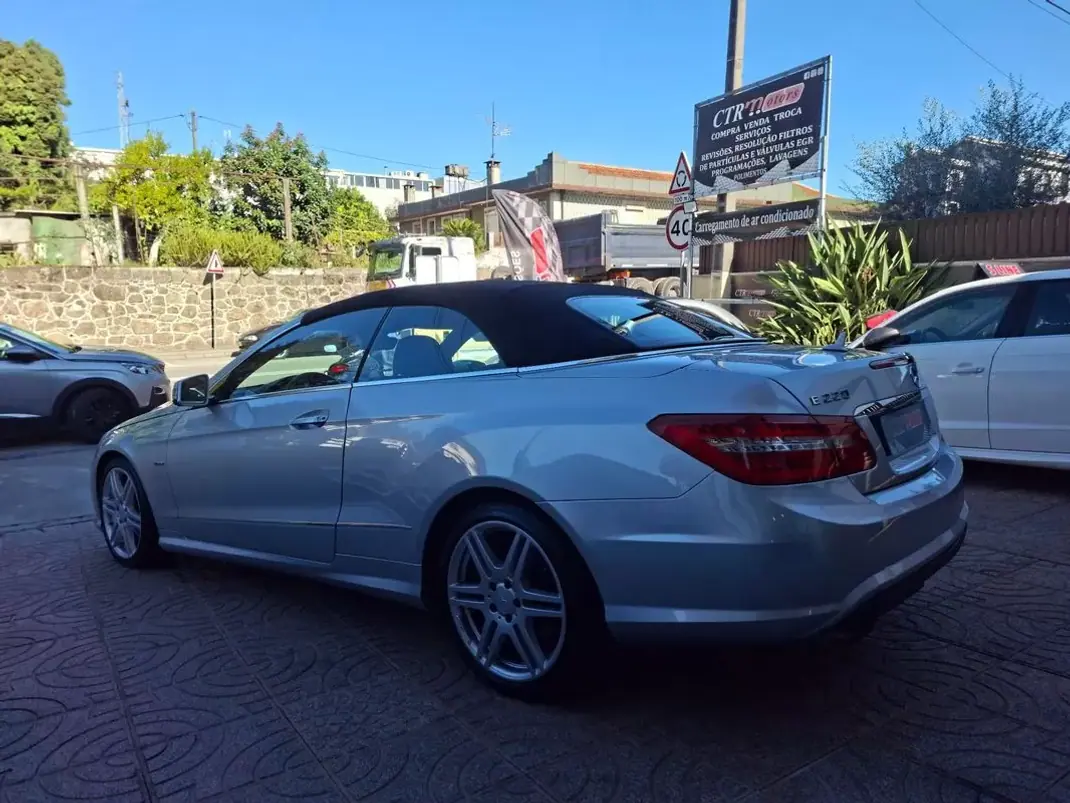 Mercedes-Benz E 220 2011 - 21000 EUR, 189000 km - 189000km - foto 13 de 28