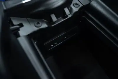 Mercedes-Benz E 220 2021 - 49950 EUR, 64000 km - AUTO.MOTO.pt - 64000km - foto 58 de 60