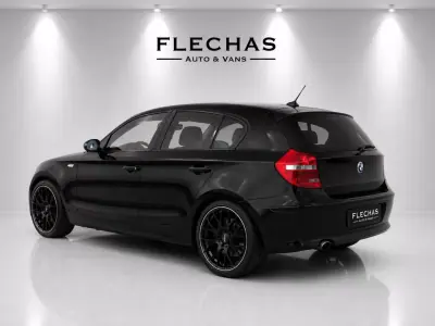 BMW 120 2008 - 6900 EUR, 268000 km - AUTO.MOTO.pt - 268000km - foto 2 de 6