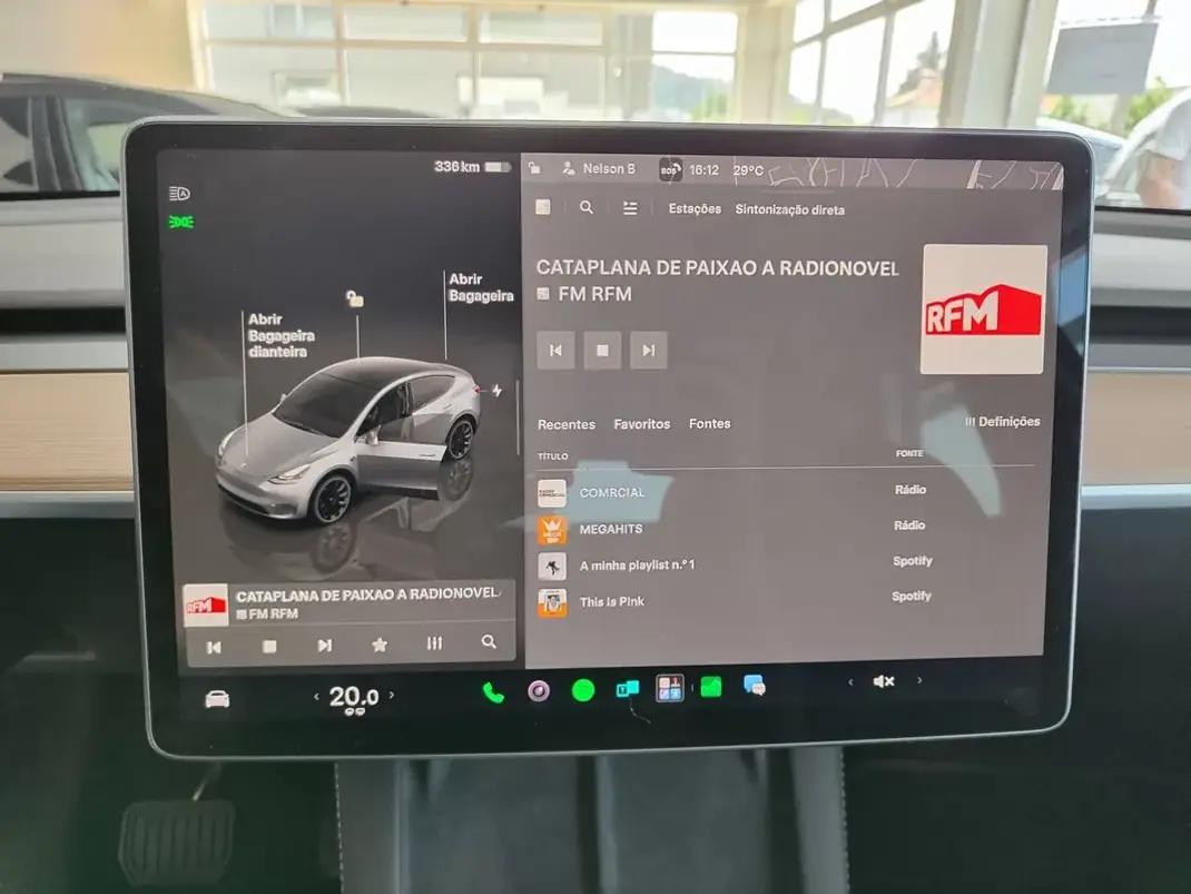 Tesla Model Y 2023 - 38900 EUR, 39000 km - AUTO.MOTO.pt - 39000km - foto 27 de 33