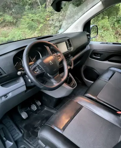 Peugeot Expert 2019 - 14990 EUR, 158000 km - AUTO.MOTO.pt - 158000km - foto 8 de 10