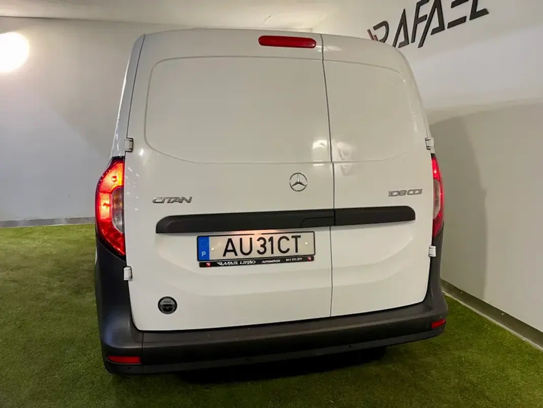 Mercedes-Benz 2022 - 17750 EUR, 45000 km - AUTO.MOTO.pt - 45000km - foto 9 de 28