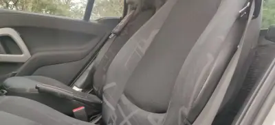 Smart Fortwo Cabrio 2010 - 6990 EUR, 155500 km - AUTO.MOTO.pt - 155500km - foto 25 de 37