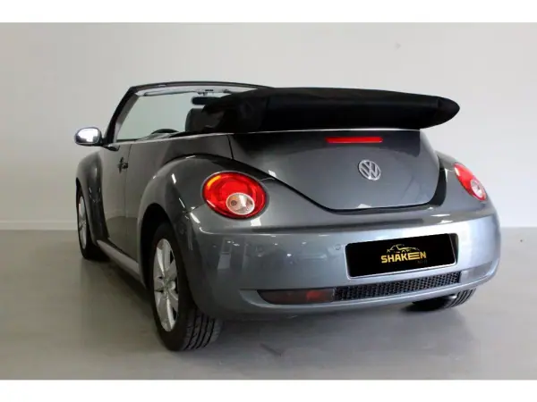 Volkswagen New Beetle Cabriolet 2007 - 7990 EUR, 161340 km - AUTO.MOTO.pt - 161340km - foto 3 de 19