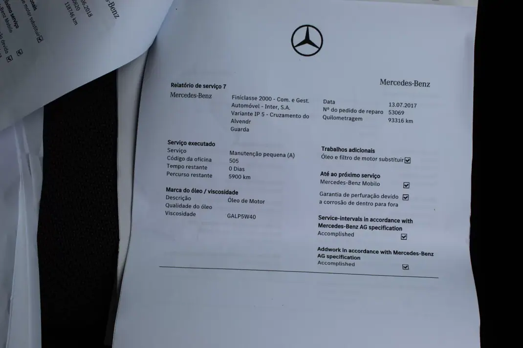 Mercedes-Benz E 250 2010 - 13990 EUR, 245000 km - AUTO.MOTO.pt - 245000km - foto 36 de 48