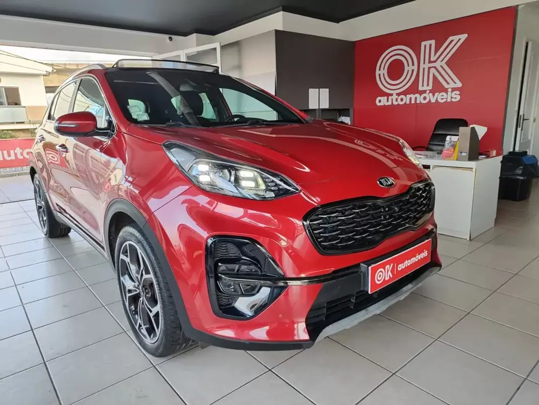 Kia Sportage 2021 - 19750 EUR, 67500 km - AUTO.MOTO.pt - 67500km - foto 1 de 36