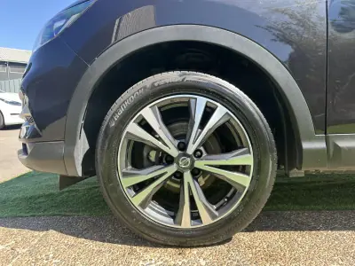 Nissan Qashqai 2018 - 15500 EUR, 200000 km - 200000km - foto 18 de 68