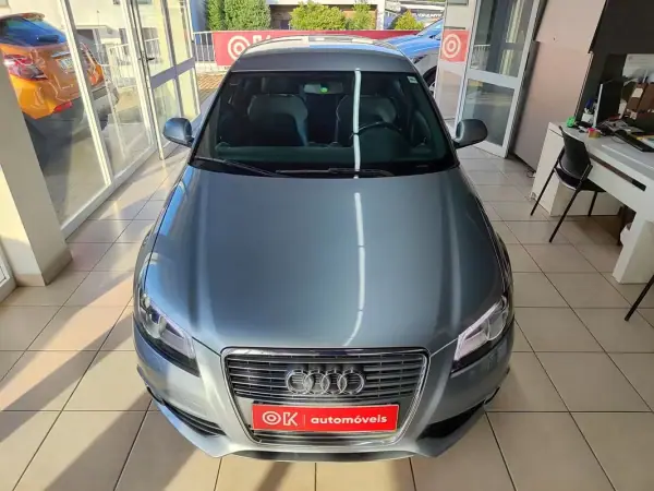 Audi A3 2010 - 10350 EUR, 259000 km - AUTO.MOTO.pt - 259000km - foto 4 de 31