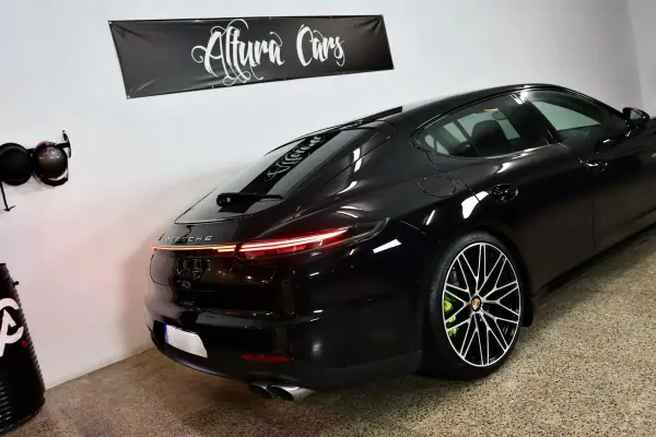 Porsche Panamera 2016 - 53900 EUR, 92706 km - AUTO.MOTO.pt - 92706km - foto 34 de 41