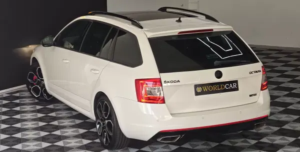 Skoda Octavia Break 2014 - 17990 EUR, 150132 km - AUTO.MOTO.pt - 150132km - foto 32 de 45
