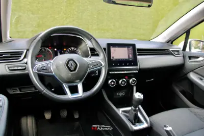 Renault Clio 2020 - 13700 EUR, 97000 km - AUTO.MOTO.pt - 97000km - foto 3 de 37