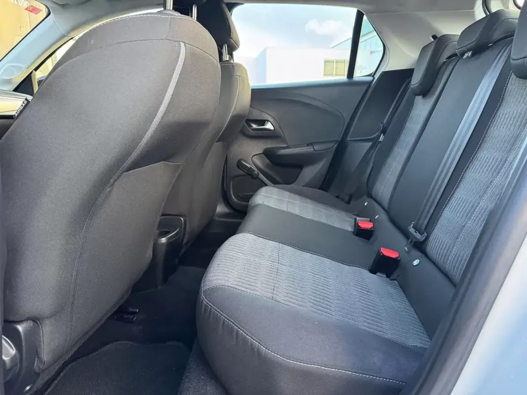 Opel Corsa 2021 - 12900 EUR, 114027 km - AUTO.MOTO.pt - 114027km - foto 20 de 22