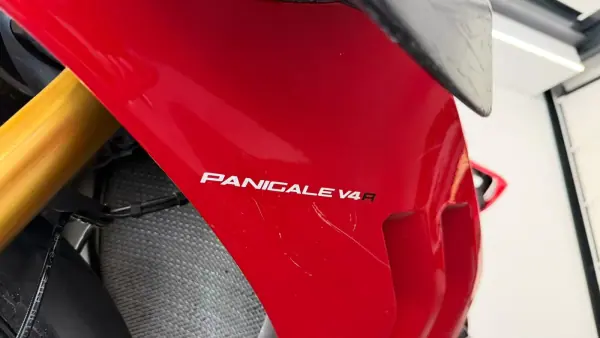 Ducati Panigale R 2020 - 32990 EUR, 8946 km - AUTO.MOTO.pt - 8946km - foto 3 de 18