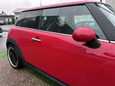 MINI One 2009 - 6900 EUR, 190000 km - AUTO.MOTO.pt - 190000km - foto 19 de 38