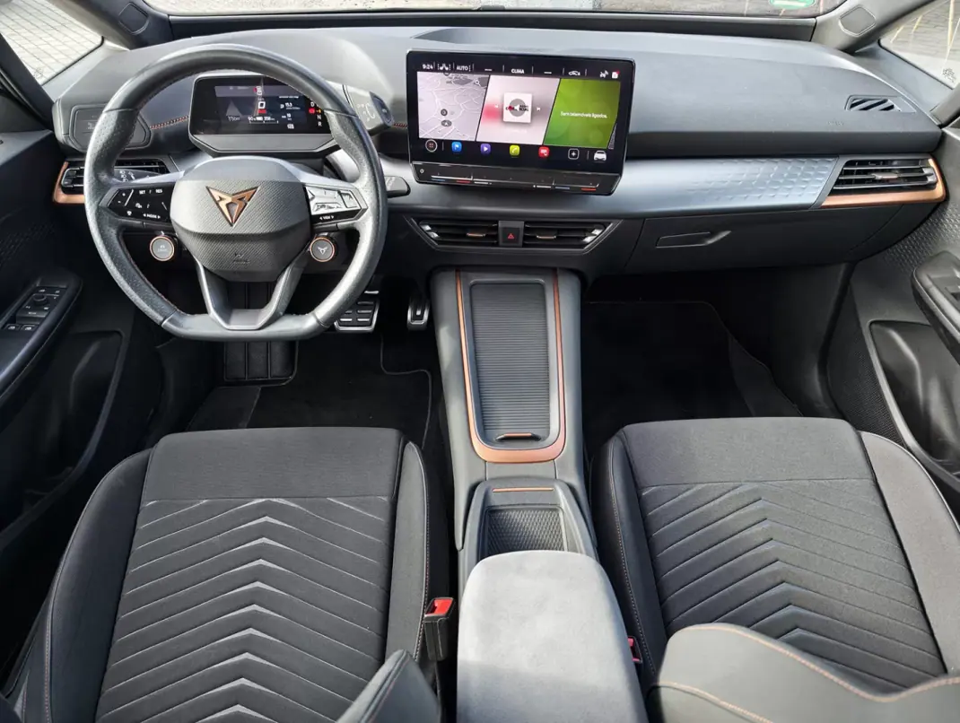 Cupra Born 2022 - 24900 EUR, 33000 km - 33000km - foto 11 de 19