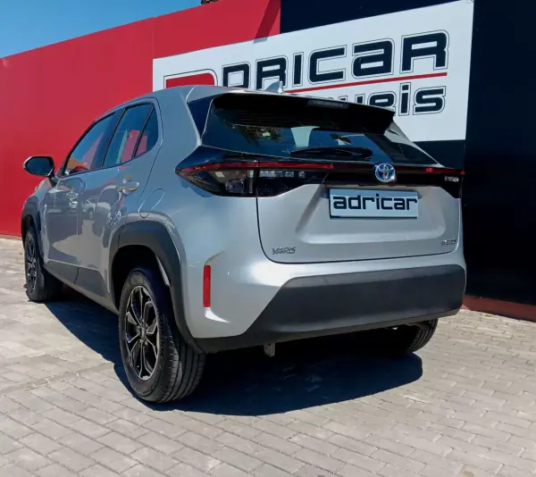 Toyota Yaris Cross 2022 - 22500 EUR, 102692 km - AUTO.MOTO.pt - 102692km - foto 9 de 27