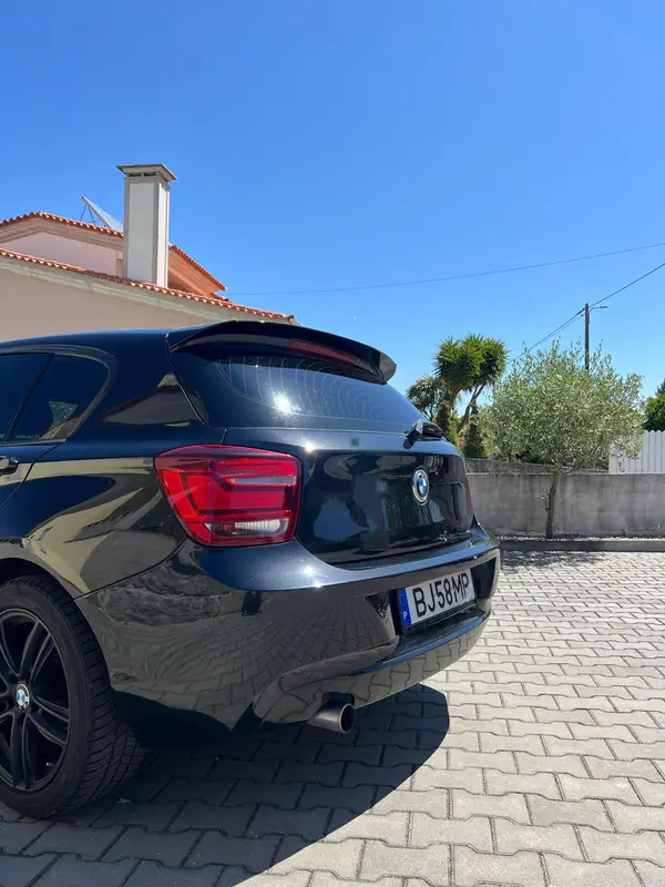 BMW 120 2015 - 16000 EUR, 155000 km - AUTO.MOTO.pt - 155000km - foto 4 de 11