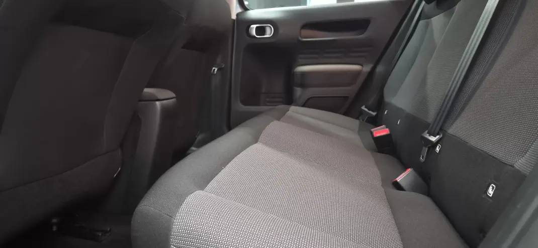 Citroën C4 Cactus 2019 - 11990 EUR, 182018 km - 182018km - foto 28 de 38