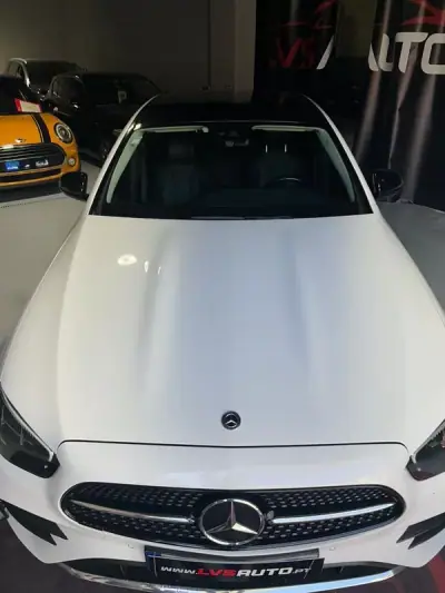 Mercedes-Benz E 200 2021 - 32000 EUR, 160340 km - AUTO.MOTO.pt - 160340km - foto 45 de 49