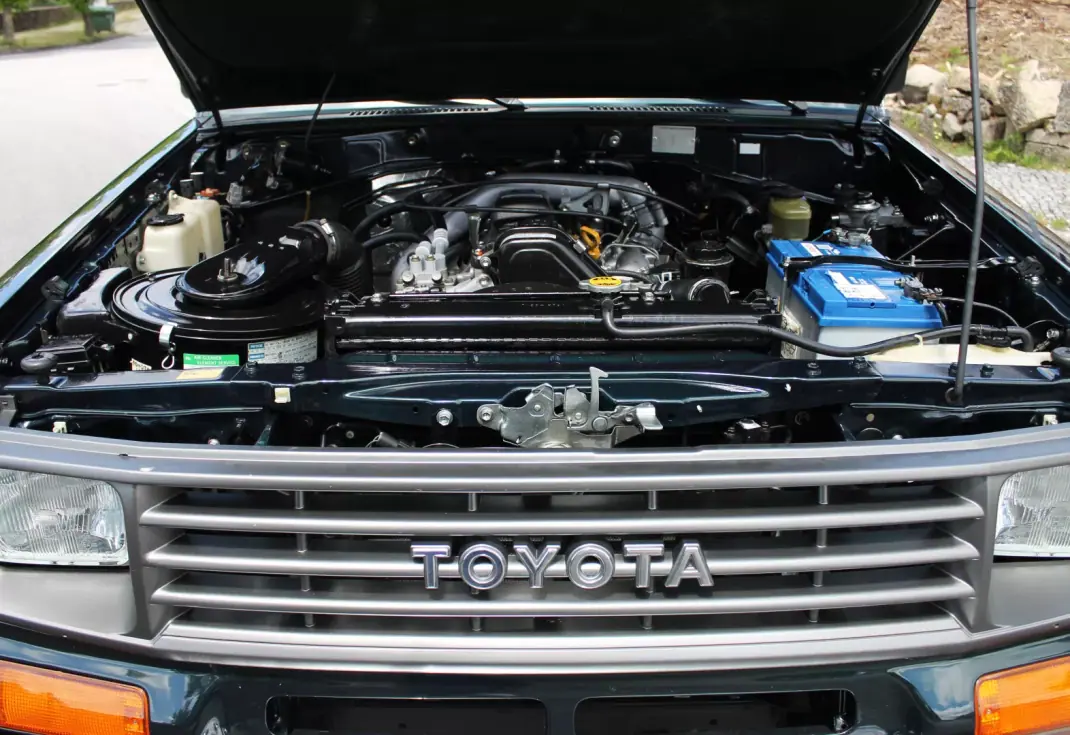 Toyota Land Cruiser 1994 - 31900 EUR, 237000 km - AUTO.MOTO.pt - 237000km - foto 20 de 40