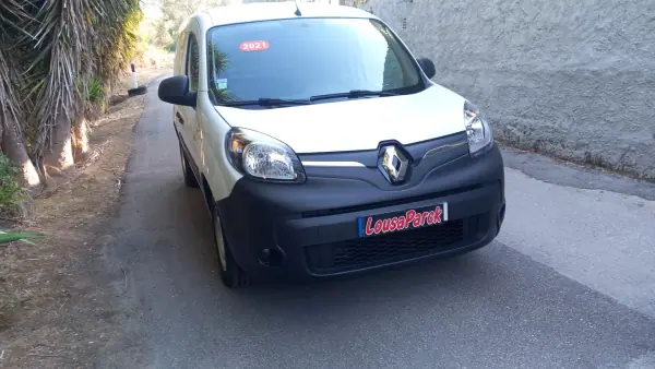 Renault Kangoo 2021 - 19500 EUR, 92500 km - AUTO.MOTO.pt - 92500km - foto 2 de 17