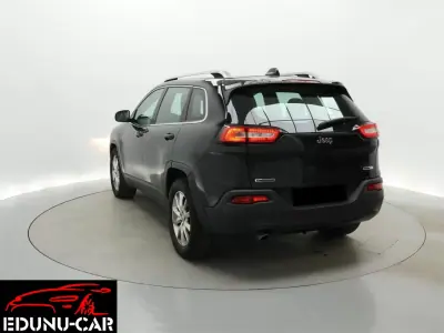 Jeep Cherokee 2013 - 13750 EUR, 180000 km - AUTO.MOTO.pt - 180000km - foto 5 de 8