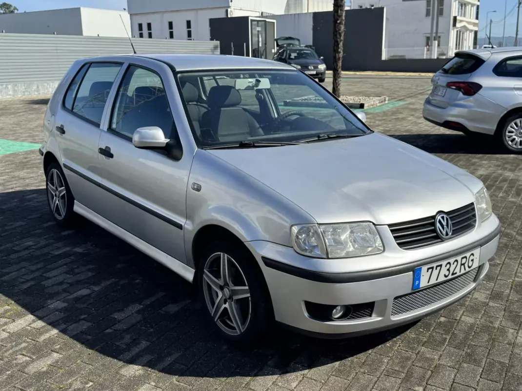 Volkswagen Polo 2001 - 2750 EUR, 146000 km - AUTO.MOTO.pt - 146000km - foto 2 de 18