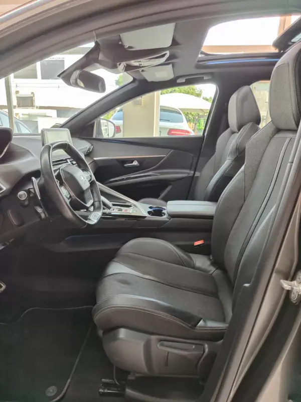 Peugeot 3008 2018 - 19650 EUR, 79000 km - AUTO.MOTO.pt - 79000km - foto 13 de 37