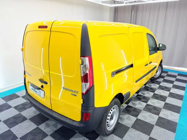 Renault Kangoo 2018 - 9500 EUR, 52400 km - AUTO.MOTO.pt - 52400km - foto 10 de 18