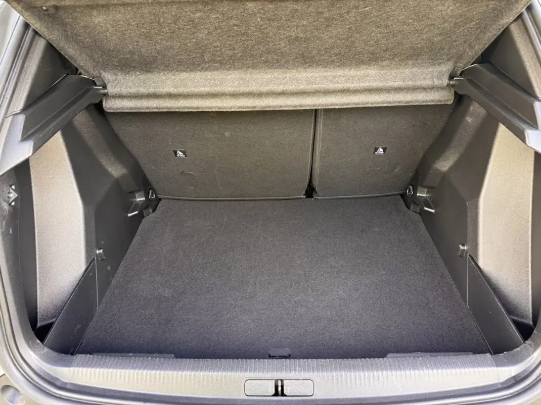 Peugeot 2008 2025 - 24900 EUR, 22017 km - AUTO.MOTO.pt - 22017km - foto 24 de 25