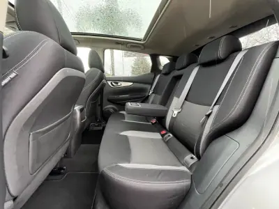 Nissan Qashqai 2017 - 18500 EUR, 128000 km - AUTO.MOTO.pt - 128000km - foto 13 de 27