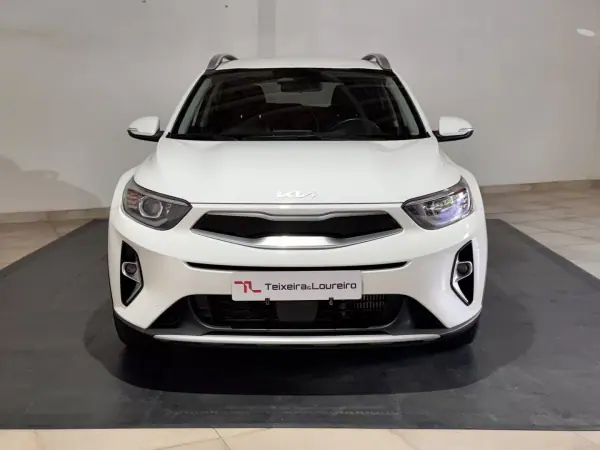 Kia Stonic 2025 — photo 2 of 22