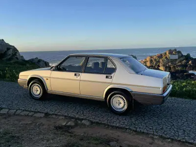 Alfa Romeo 90 1988 - 18900 EUR, 27700 km - AUTO.MOTO.pt - 27700km - foto 52 de 60