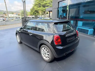 MINI 3 Portas 2015 - 14900 EUR, 181000 km - AUTO.MOTO.pt - 181000km - foto 5 de 12