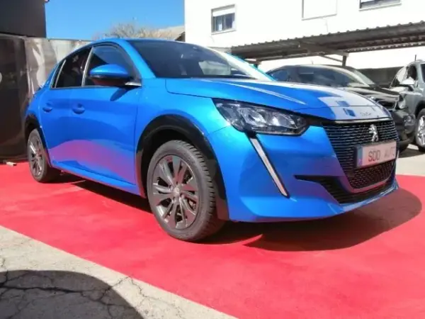 Peugeot e-208 2021 - 18000 EUR, 85265 km - AUTO.MOTO.pt - 85265km - foto 2 de 40