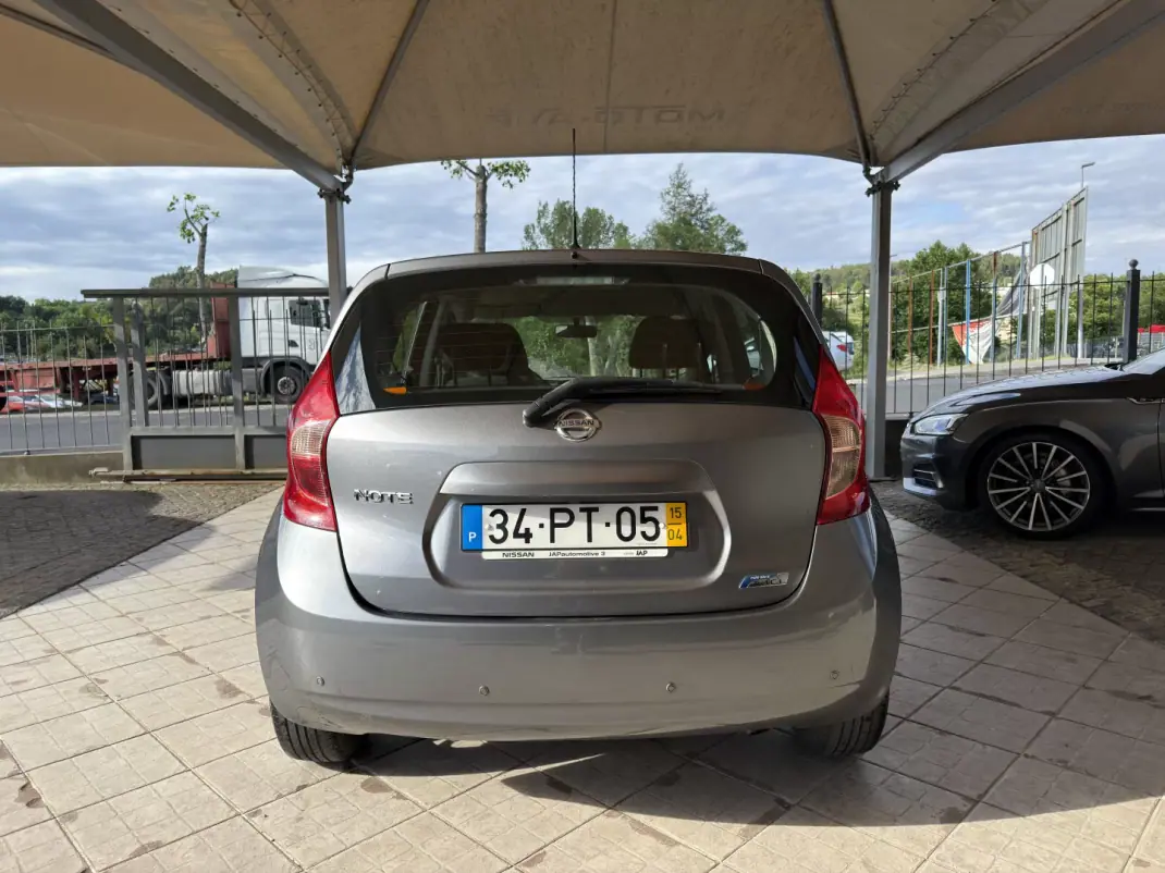 Nissan Note 2015 - 9250 EUR, 123087 km - AUTO.MOTO.pt - 123087km - foto 6 de 26