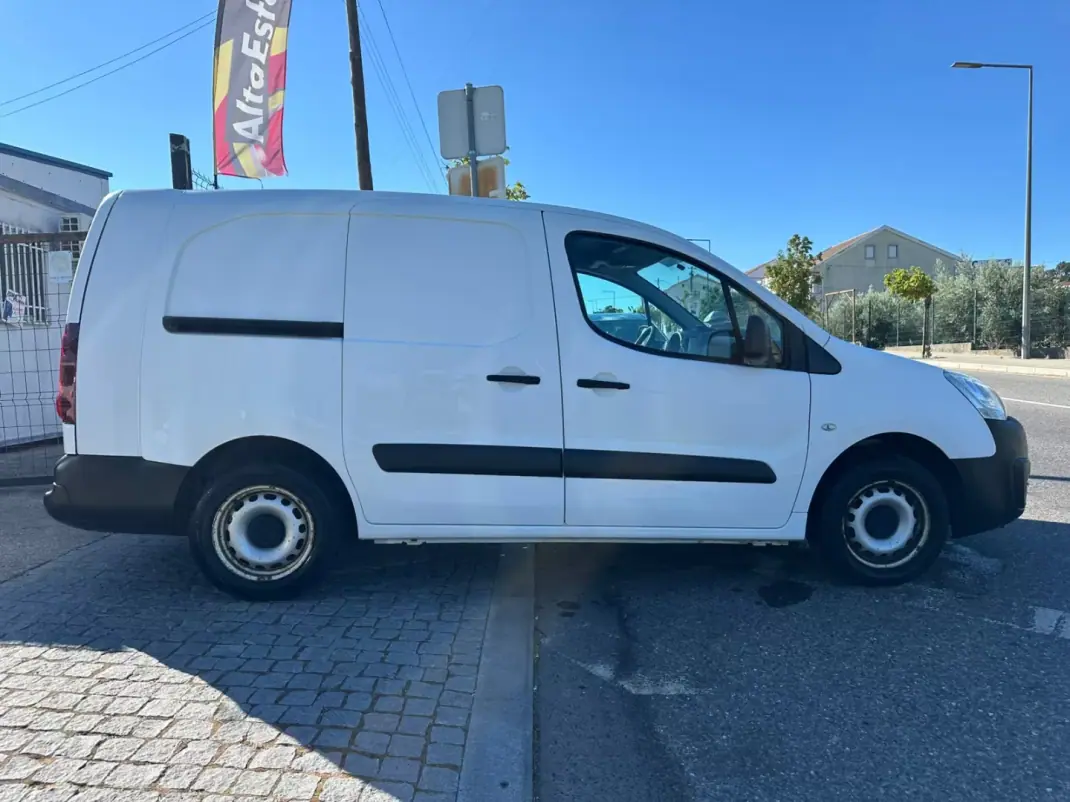 Citroën Berlingo 2016 - 12900 EUR, 101818 km - 101818km - foto 7 de 27