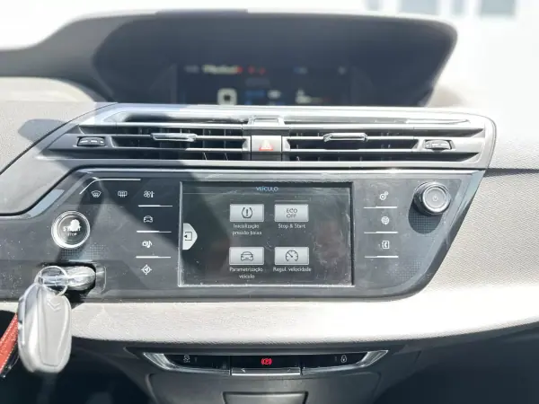 Citroën C4 Grand Picasso 2015 - 10990 EUR, 116000 km - AUTO.MOTO.pt - 116000km - foto 36 de 49