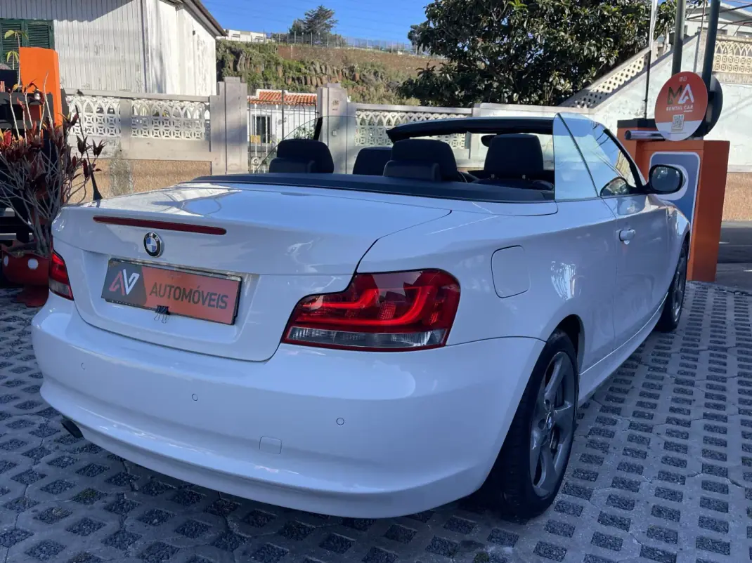 BMW 118 2012 - 15950 EUR, 159512 km - AUTO.MOTO.pt - 159512km - foto 14 de 15