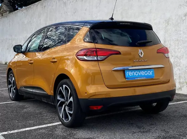 Renault Scénic 2019 - 16900 EUR, 71000 km - AUTO.MOTO.pt - 71000km - foto 2 de 19