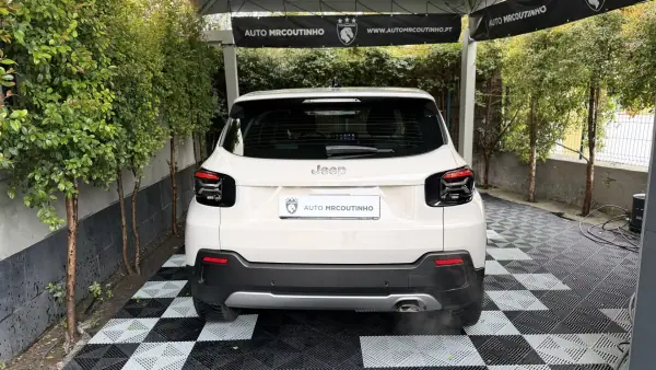 Jeep Avenger 2024 - 20900 EUR, 28805 km - AUTO.MOTO.pt - 28805km - foto 6 de 23