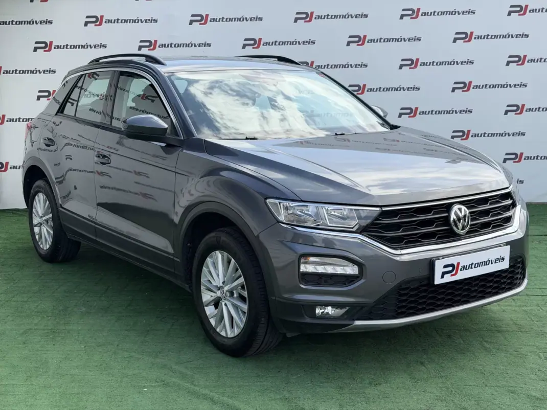Volkswagen T-Roc 2020 - 19850 EUR, 142560 km - AUTO.MOTO.pt - 142560km - foto 4 de 20