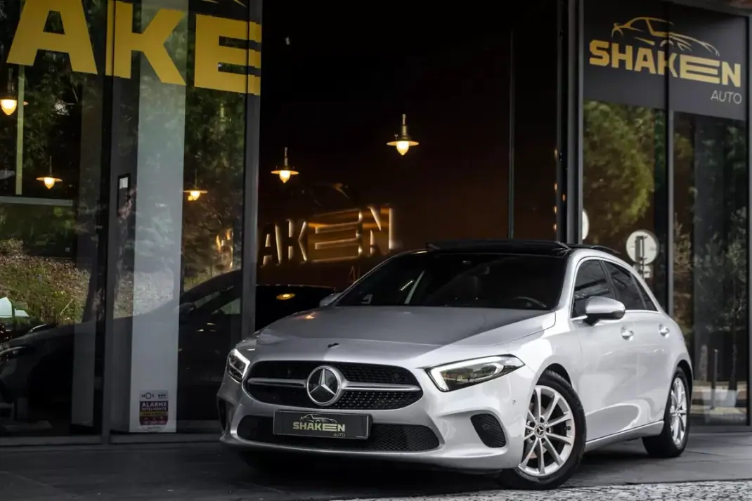 Mercedes-Benz A 180 2019 - 22450 EUR, 102667 km - AUTO.MOTO.pt - 102667km - foto 1 de 48