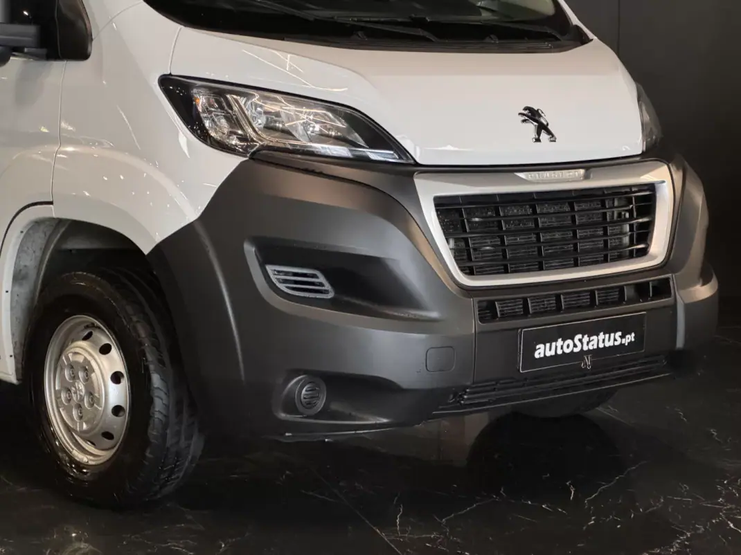 Peugeot Partner L2 caixa automática 130cv 2022 - 16990 EUR, 170100 km - AUTO.MOTO.pt - 170100km - foto 3 de 26